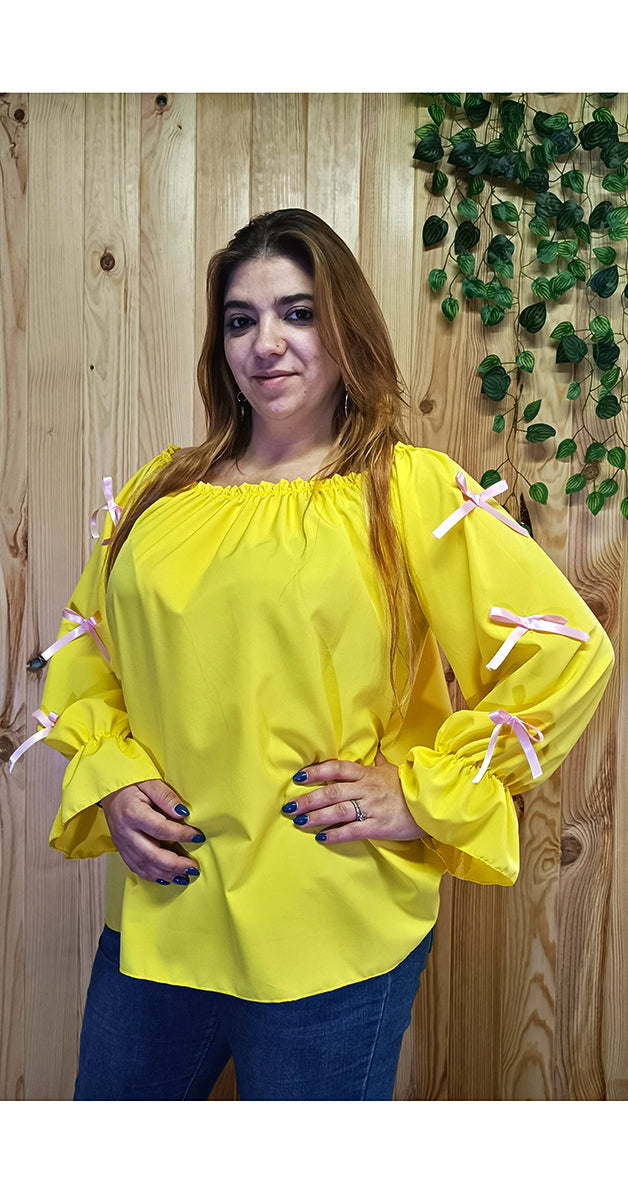 Blusa elegante com laços nas mangas